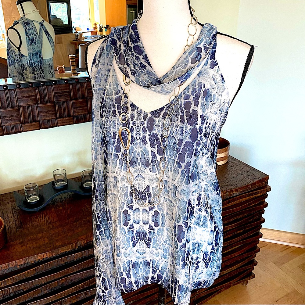 HP!💥☀️❤️HAUTE HIPPIE, XS. Ribbon tie top NWT ! GORGEOUS🌷Sultry, yet classy💥♥️